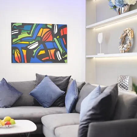Larga Apartamento